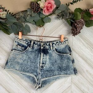 Topshop Moto Petite Acid Denim Shorts USA …